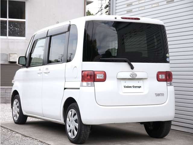 2011 Daihatsu Tanto – thumbnail 4