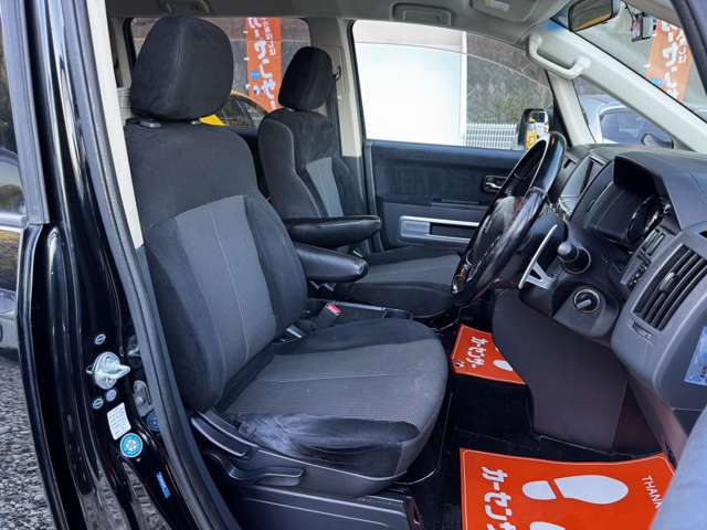 2007 Mitsubishi Delica D:5 – thumbnail 4