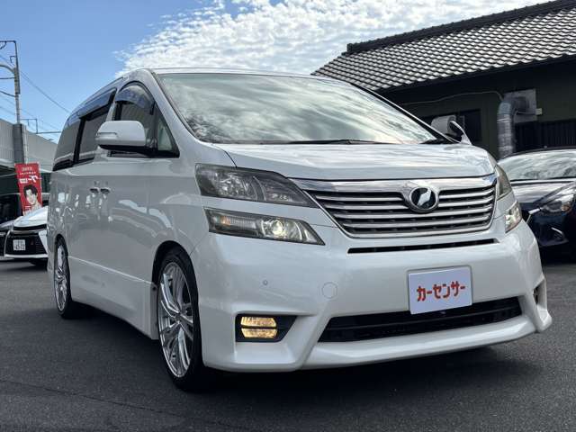 2010 Toyota Vellfire – thumbnail 3