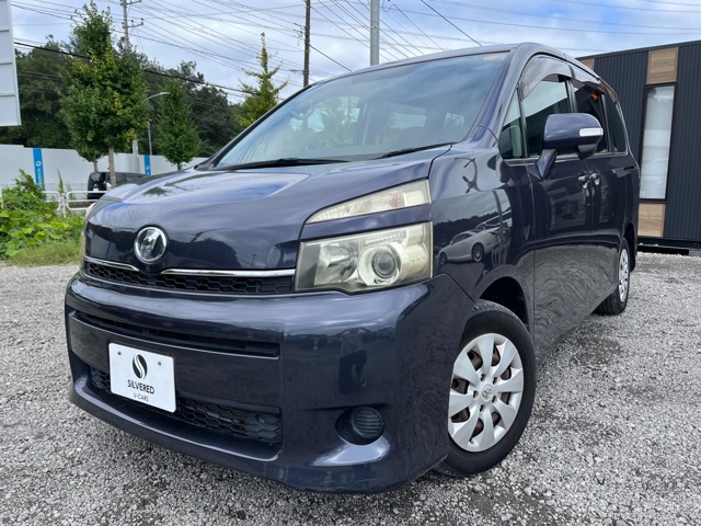 2010 Toyota Voxy