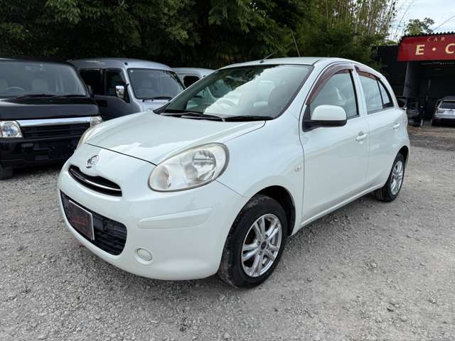 2010 Nissan March – thumbnail 3