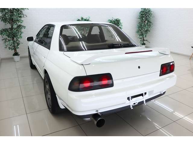 1989 Nissan Skyline – thumbnail 4