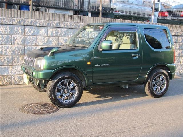 2010 Suzuki Jimny – thumbnail 2