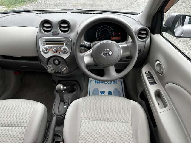 2011 Nissan March – thumbnail 2