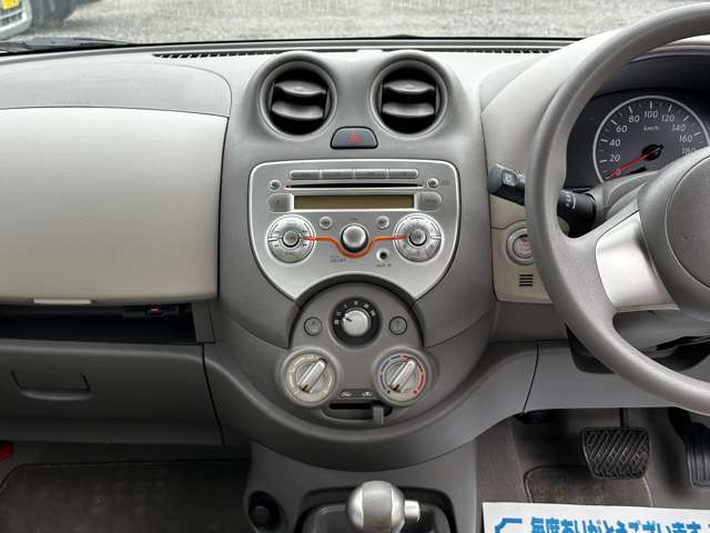2011 Nissan March – thumbnail 4