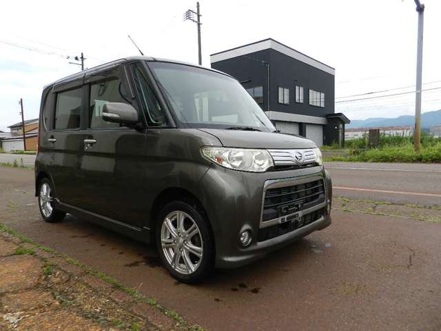 2011 Daihatsu Tanto – thumbnail 3
