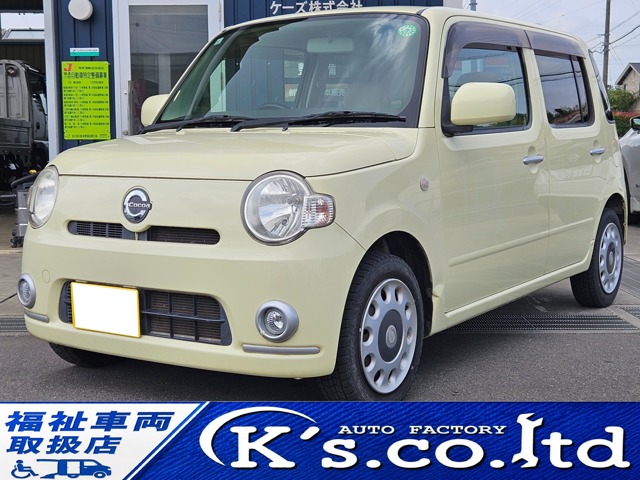 2011 Daihatsu Mira Cocoa