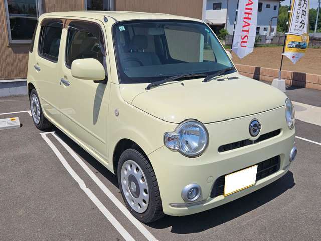 2011 Daihatsu Mira Cocoa – thumbnail 2