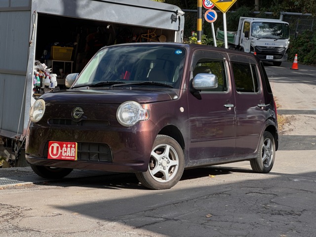 2010 Daihatsu Mira Cocoa