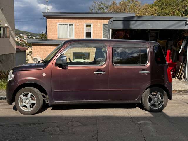 2010 Daihatsu Mira Cocoa – thumbnail 3
