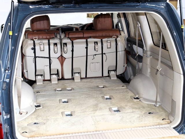 2003 Toyota Land Cruiser 100 – thumbnail 4