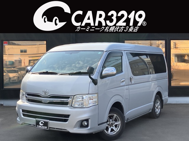 2011 Toyota Hiace