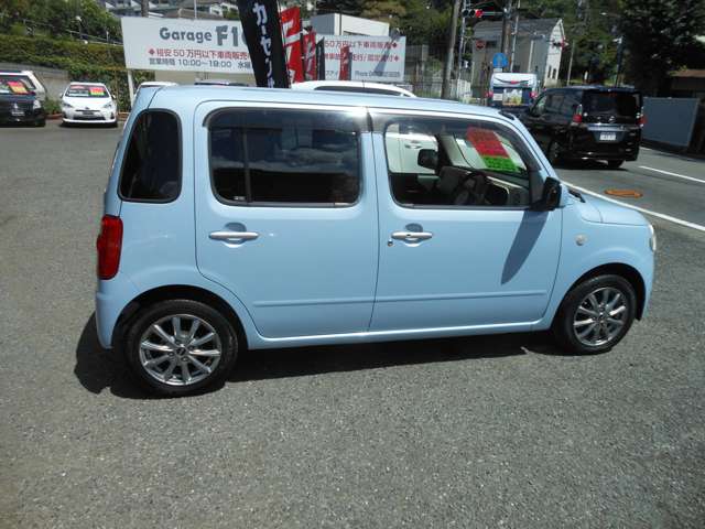 2010 Daihatsu Mira Cocoa – thumbnail 4