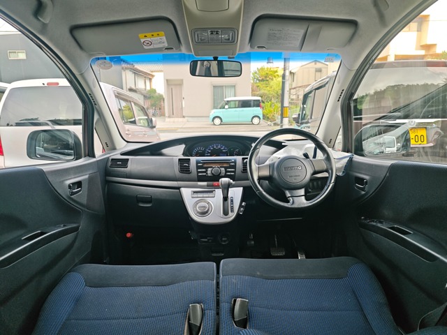 2010 Daihatsu Move – thumbnail 4