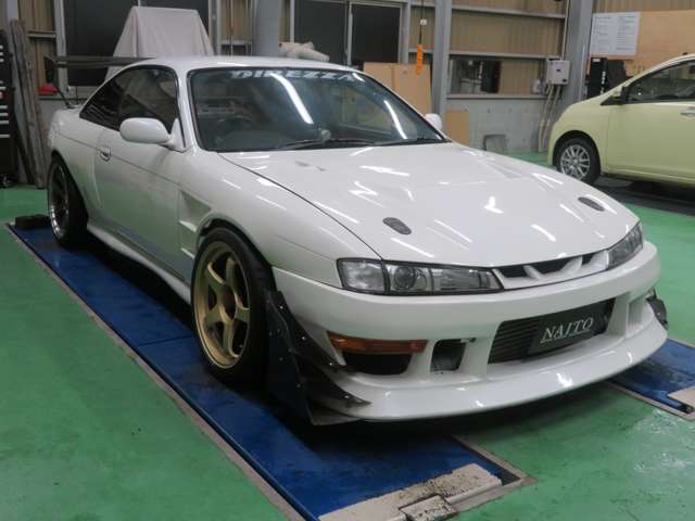 1997 Nissan Silvia – thumbnail 3