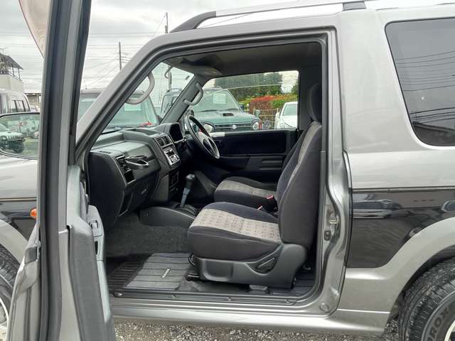 2003 Mitsubishi Pajero Mini – thumbnail 4