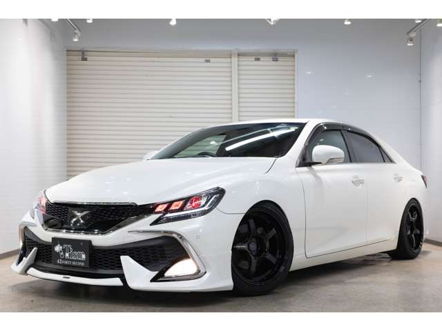 2010 Toyota Mark X – thumbnail 3