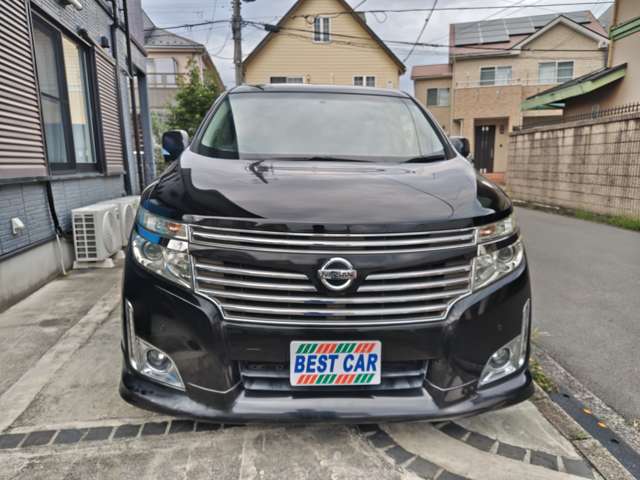 2010 Nissan Elgrand – thumbnail 4