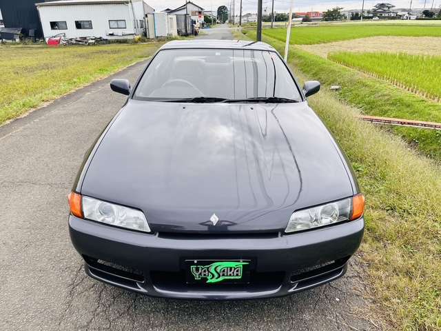 1992 Nissan Skyline Coupe – thumbnail 2