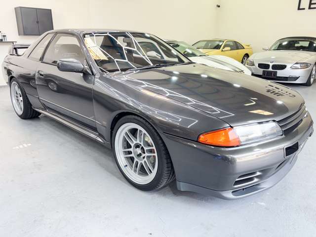 1989 Nissan Skyline GT-R – thumbnail 2
