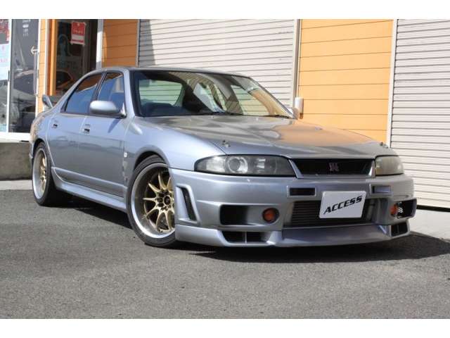 1998 Nissan Skyline GT-R Sedan – thumbnail 2