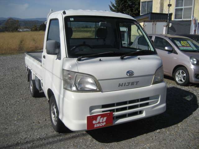 2011 Daihatsu Hijet Truck – thumbnail 2