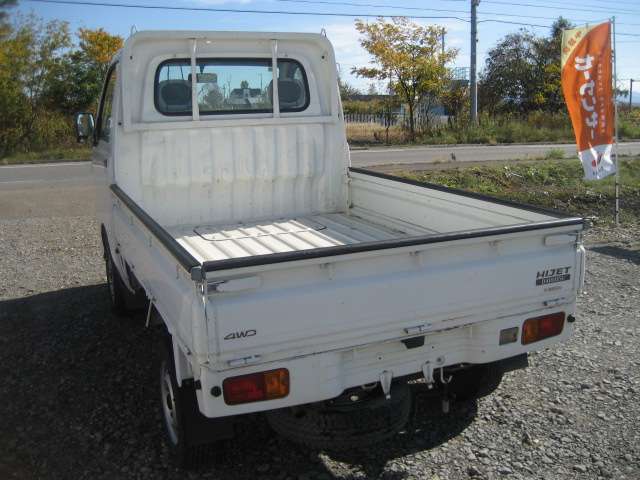 2011 Daihatsu Hijet Truck – thumbnail 4