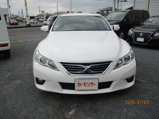 2010 Toyota Mark X – thumbnail 2