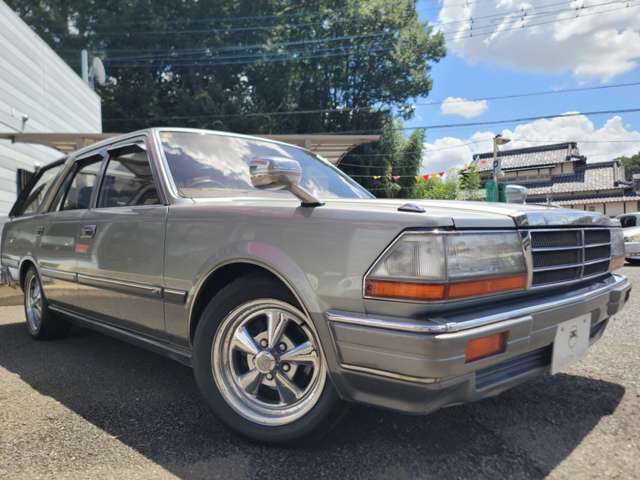 1990 Nissan Gloria Wagon – thumbnail 3
