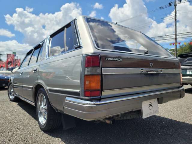 1990 Nissan Gloria Wagon – thumbnail 4