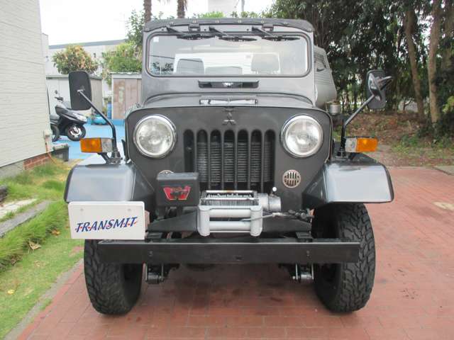 1994 Mitsubishi Jeep – thumbnail 2
