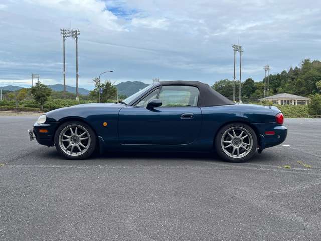 1998 Mazda Roadster – thumbnail 4