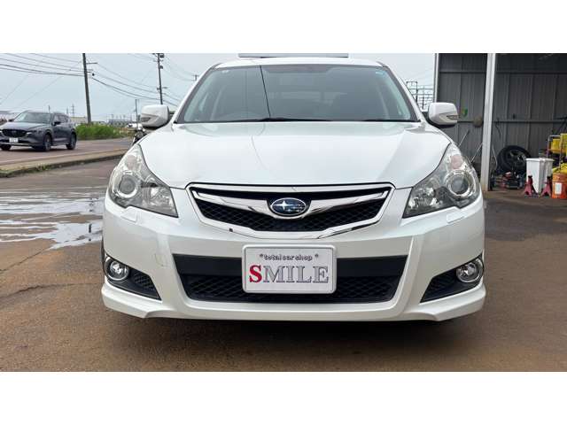 2009 Subaru Legacy Touring Wagon – thumbnail 2