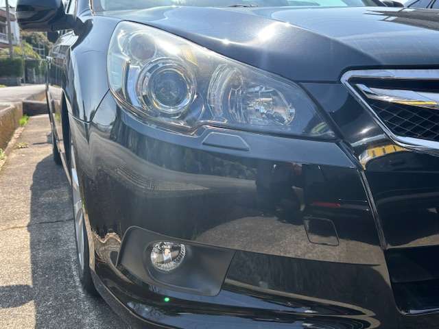 2010 Subaru Legacy Touring Wagon – thumbnail 4