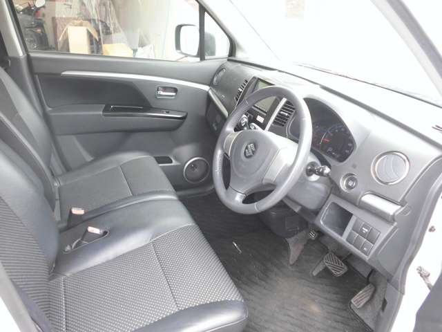 2011 Suzuki Wagon R – thumbnail 2
