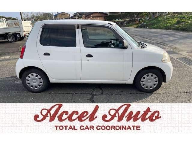 2011 Daihatsu Esse – thumbnail 4