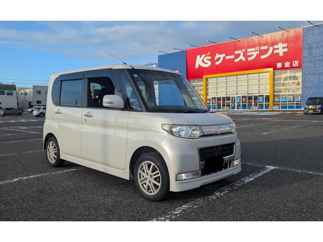 2010 Daihatsu Tanto