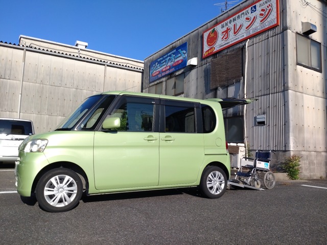 2011 Daihatsu Tanto