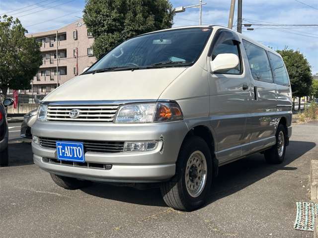 1998 Toyota Hiace Regius – thumbnail 3