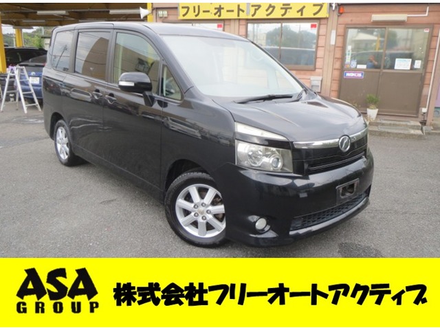 2008 Toyota Voxy