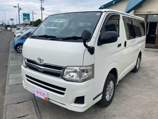 2011 Toyota Hiace