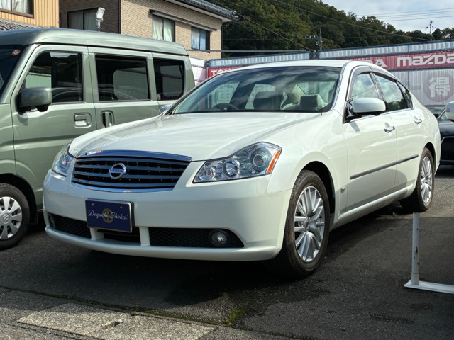 2005 Nissan Fuga