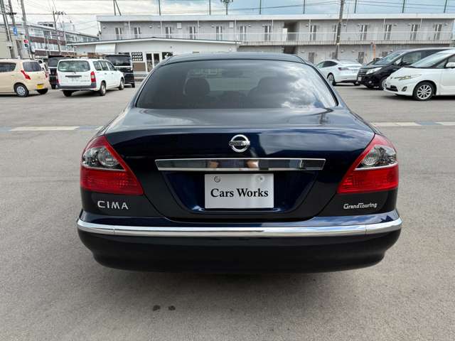 2004 Nissan Cima – thumbnail 4