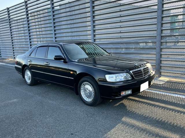 2000 Nissan Cima – thumbnail 3