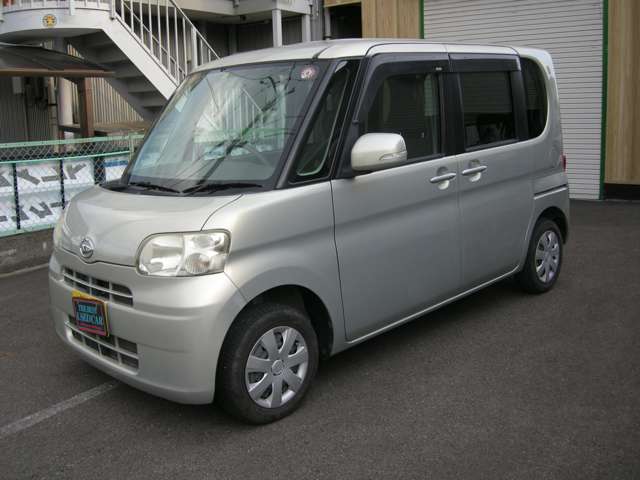 2010 Daihatsu Tanto – thumbnail 4