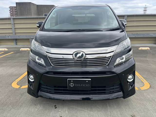 2011 Toyota Vellfire – thumbnail 2