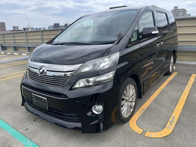 2011 Toyota Vellfire – thumbnail 3