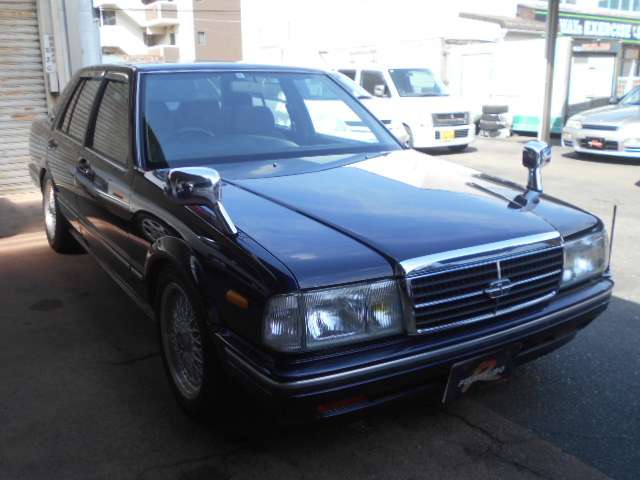1998 Nissan Gloria Sedan – thumbnail 3