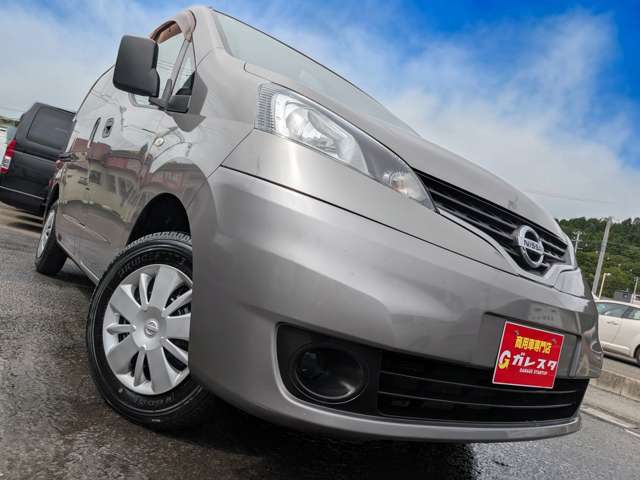 2011 Nissan NV200 Vanette Van – thumbnail 2