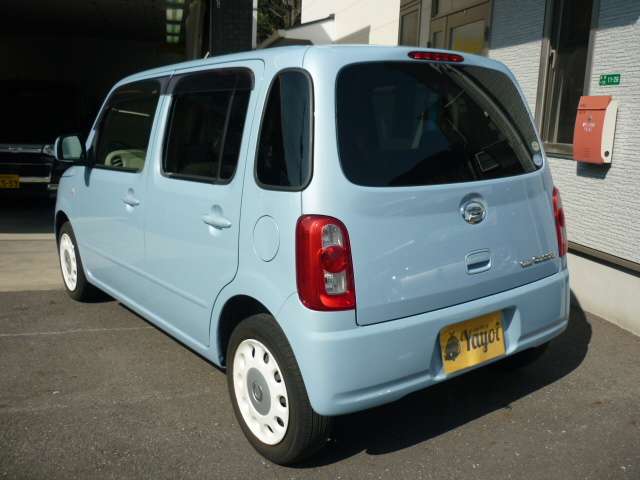 2011 Daihatsu Mira Cocoa – thumbnail 4